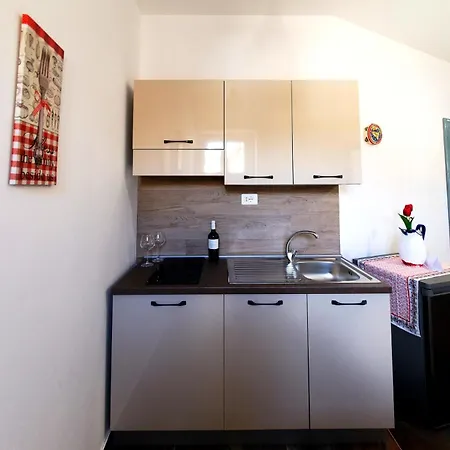 Palazzo Marchese Milo Apartment *