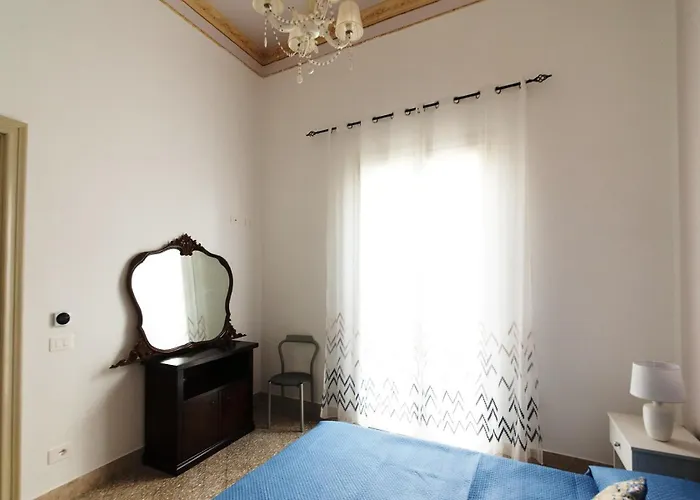 Palazzo Marchese Milo Apartment *