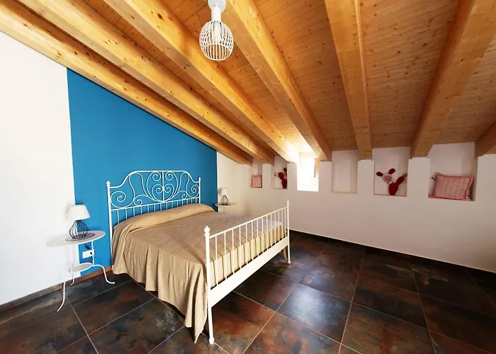 Apartment Palazzo Marchese Milo