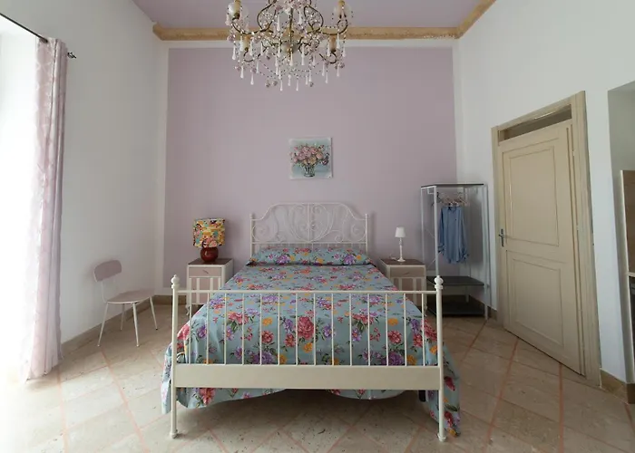 Palazzo Marchese Milo Apartment